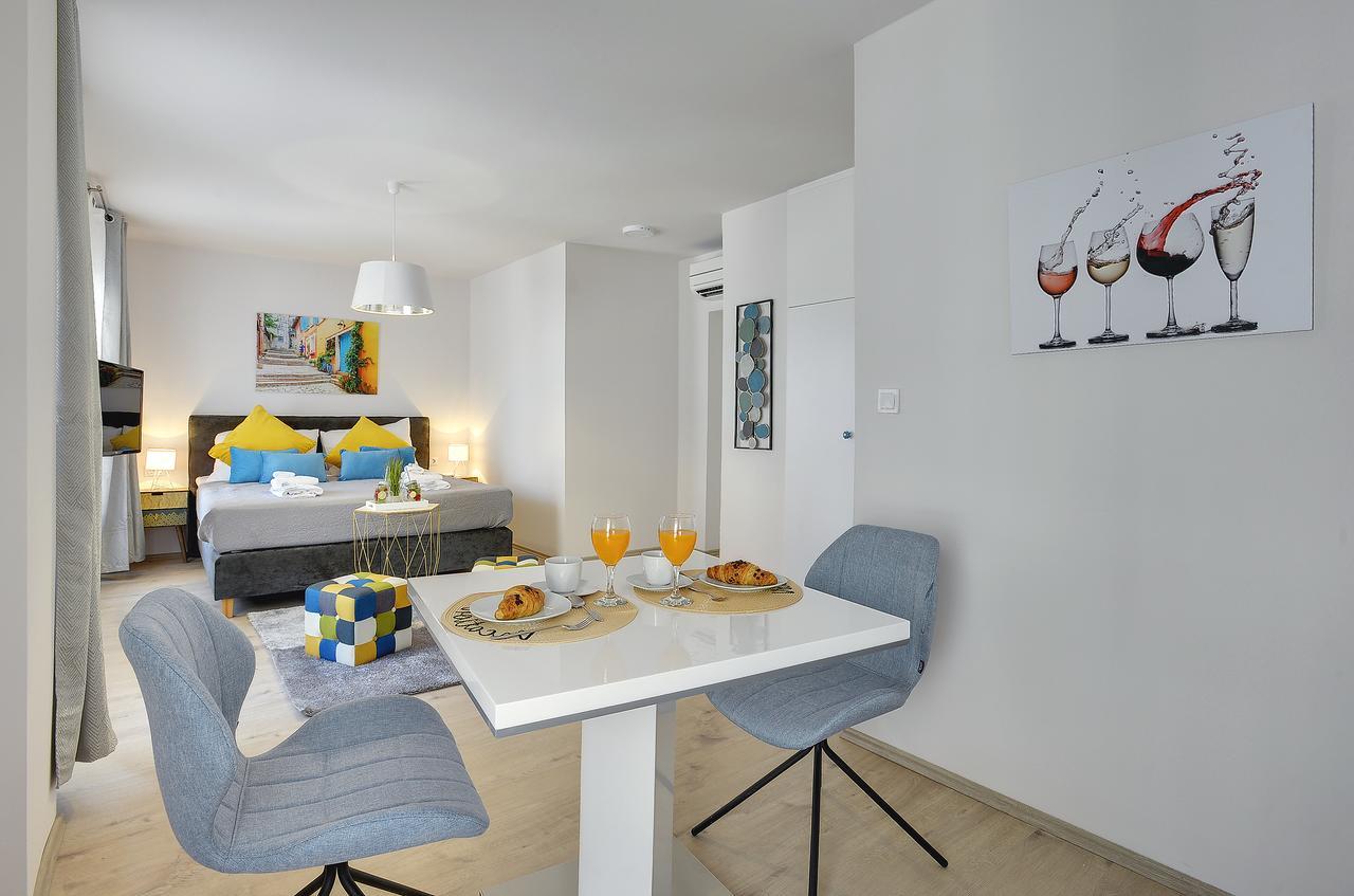 D&A City Center Apartments With Free Parking Pula Exterior photo