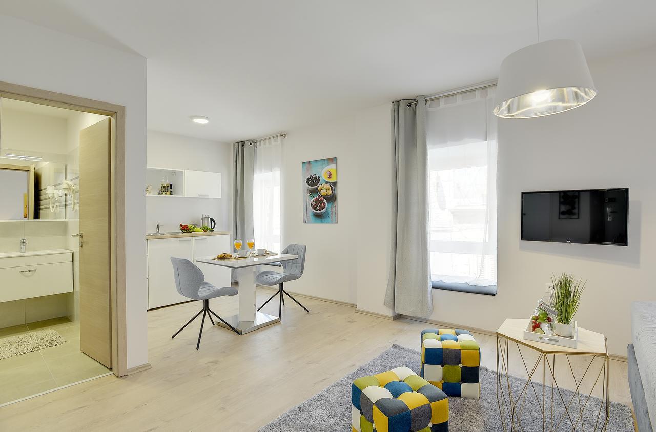 D&A City Center Apartments With Free Parking Pula Exterior photo
